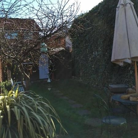 Cosy London Double Room Near Wimbledon Exterior photo